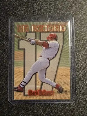 1999 Topps #220q Mark McGwire: HR 17 - Baseball Card Single
