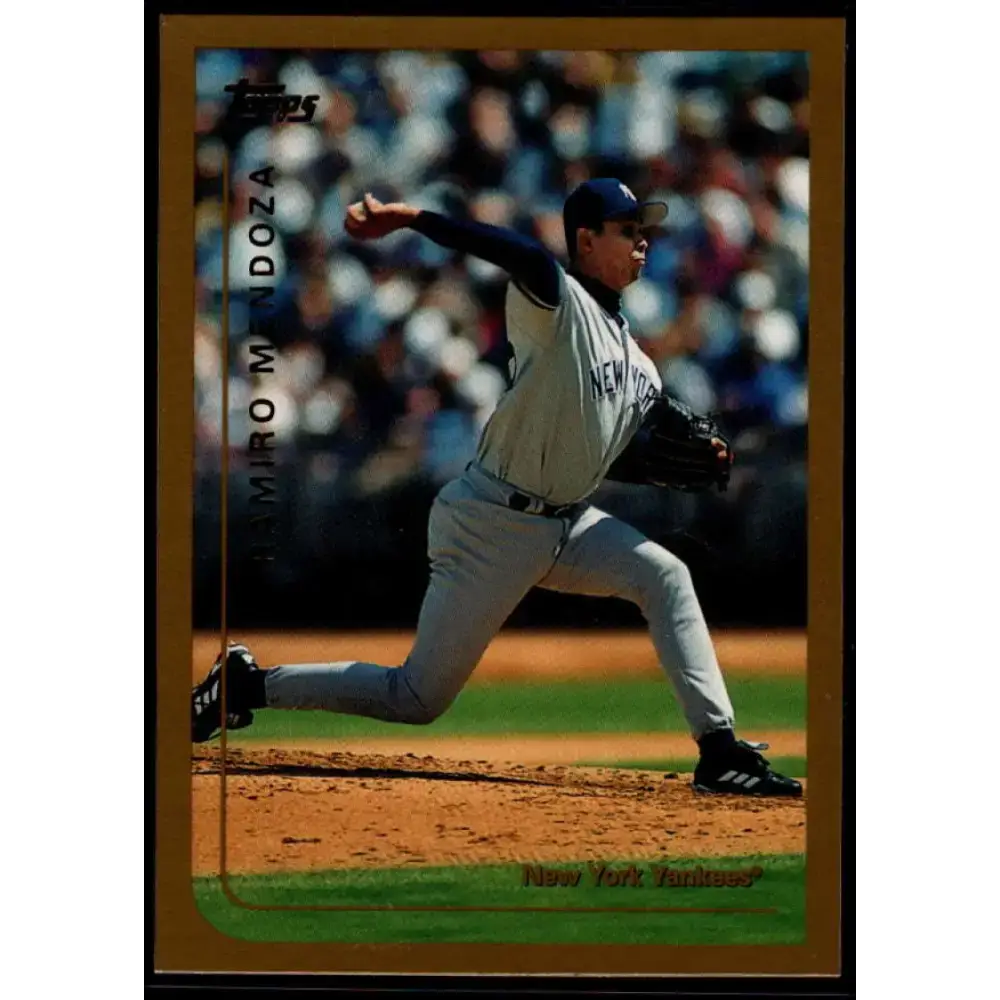 1999 Topps #313 Ramiro Mendoza NM-MT New York Yankees Baseball Card - Baseball Card Single