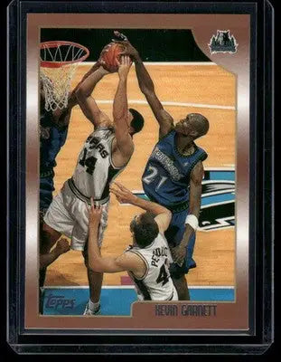 1999 Topps Kevin Garnett #125 Basketball - Basketball Card Single