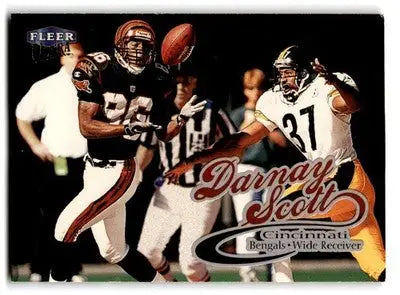 1999 Ultra #4 Darnay Scott - Football Card Single
