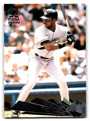 2000 Pacific Omega #137 Fred McGriff - Baseball Card Single