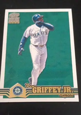 2000 Pacific Paramount - Ken Griffey Jr #220. Seattle Mariners. NRMT+ - Baseball Card Single