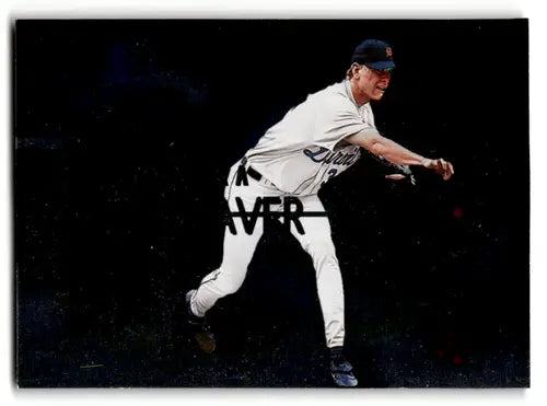 Original gloss SkyBox Dominion Jeff Weaver baseball card Tigers ID 59784