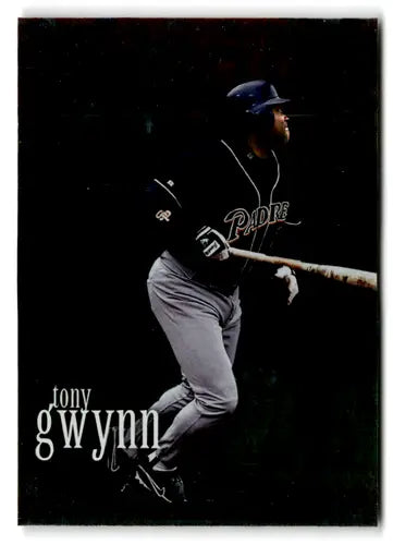Original gloss Tony Gwynn baseball card 2000 Topps Padres near mint collectible