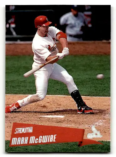 Original gloss 2000 Topps Stadium Club Mark McGwire baseball card Cardinals ID 59197