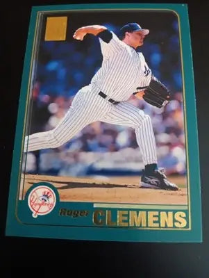2001 Topps - Roger Clemens #170. NY Yankees. NRMT+ - Baseball Card Single