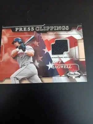 2002 Fleer Box Score - Press Clippings. Jeff Bagwell jersey relic. Astros. NRMT - Baseball Card Single