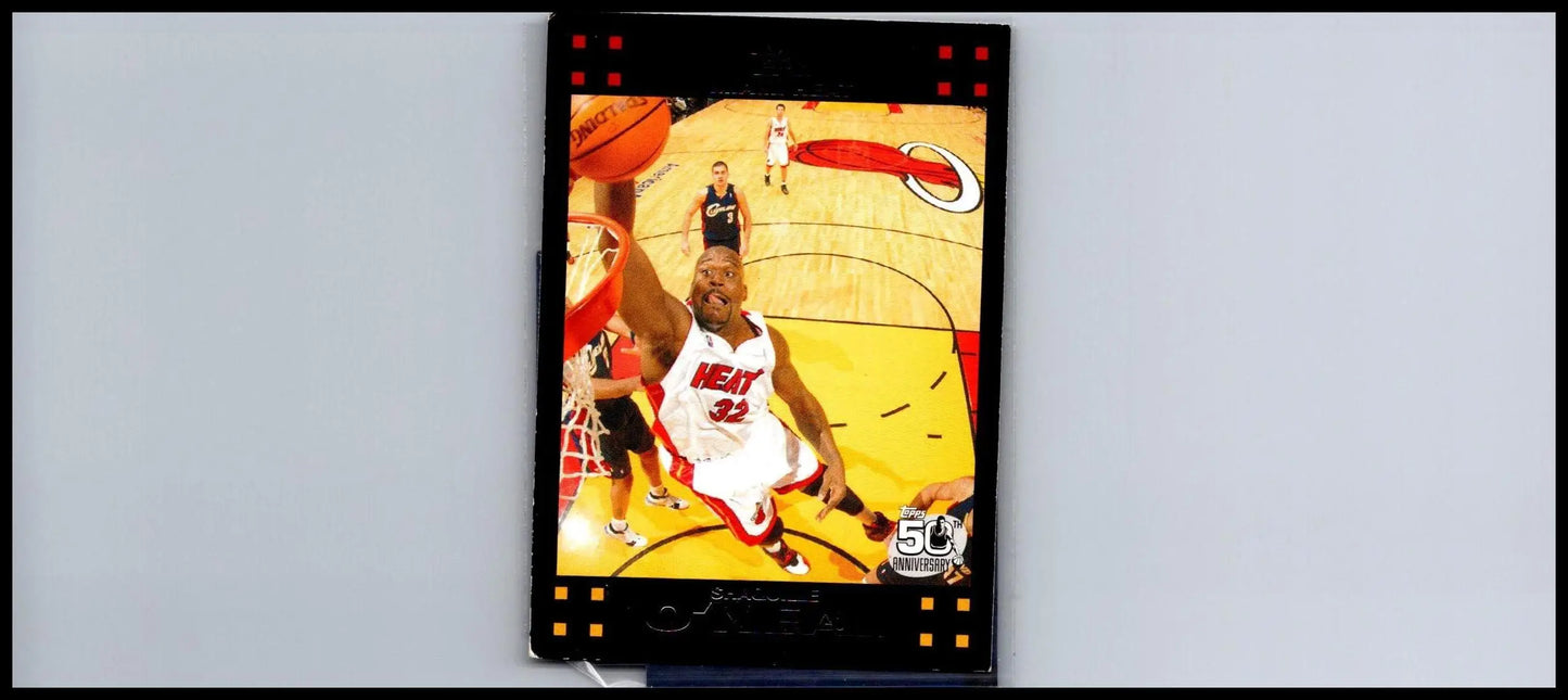 Dwyane Wade basketball card from 2007-08 Topps Shaquille O’Neal Gold trading cards