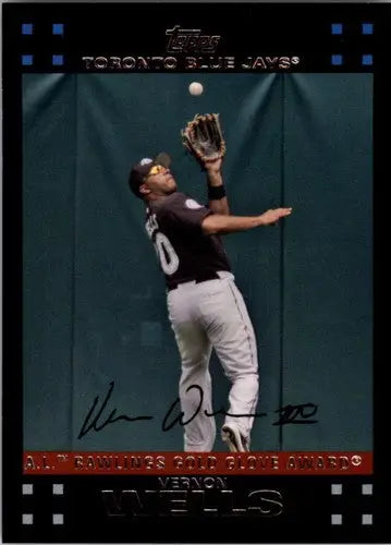 Vernon Wells baseball card with original gloss from 2007 Topps #316 Vernon Wells NMMT Blue Jays