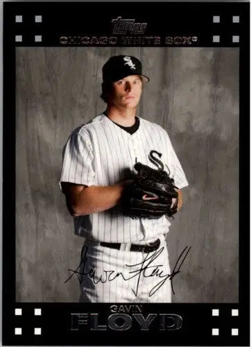 Original gloss Gavin Floyd NMMT baseball card from 2007 Topps #389 White Sox