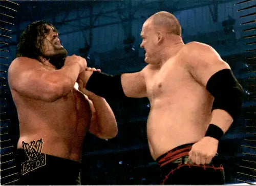 Original gloss of a wrestling match from Topps Action WWE 2007 featuring The Great Khali vs Kane