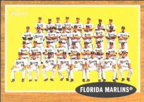2011 Topps Heritage #192 Florida Marlins NMMT Marlins ID:7468 - Baseball Card Single