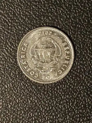 2012 Costa Rica 10 Colones Coin - Very Good Condition - Rare - Coins & Currency