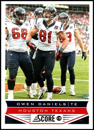Original gloss Panini Score football trading card featuring Owen Daniels of the Houston Texans