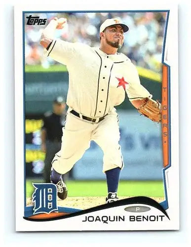 Original gloss Joaquin Benoit NM-MT baseball card from 2014 Topps #223 Tigers