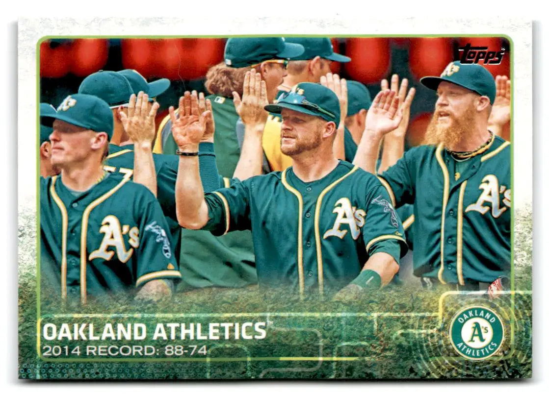 2015 Topps #33 Oakland Athletics - Baseball Card Single