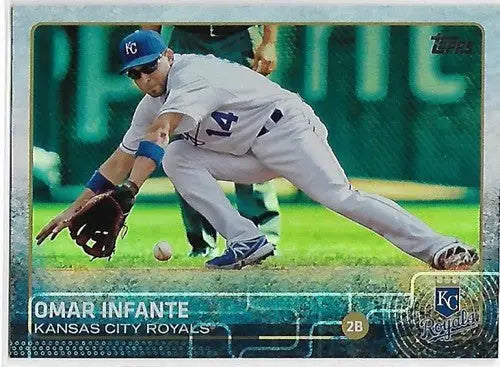 Omar Infante baseball card from 2015 Topps Rainbow Foil series Royal ID 21371