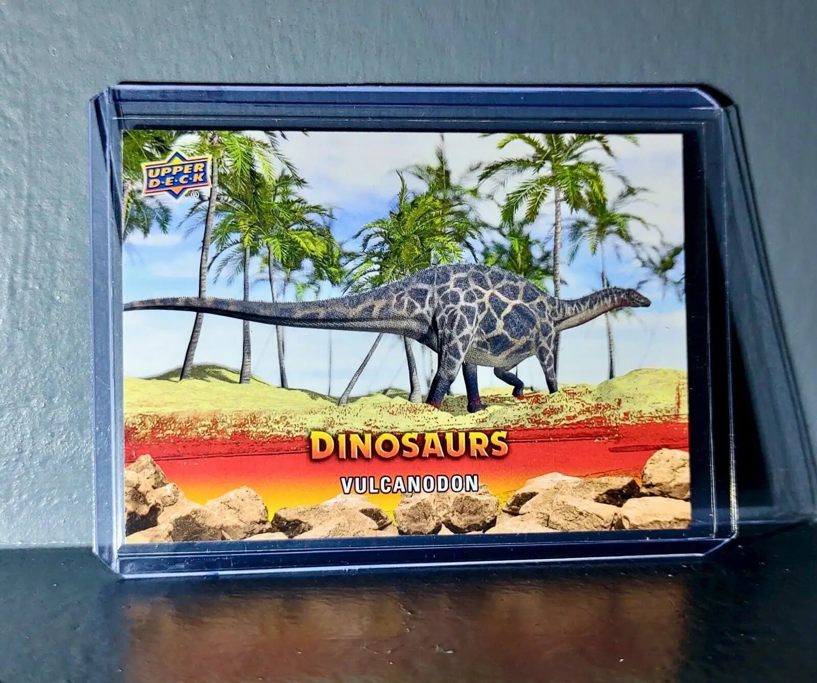 2015 Upper Deck Dinosaurs Vulcandon Extinction Red Parallel #89 Card - Non-Sports Card Single