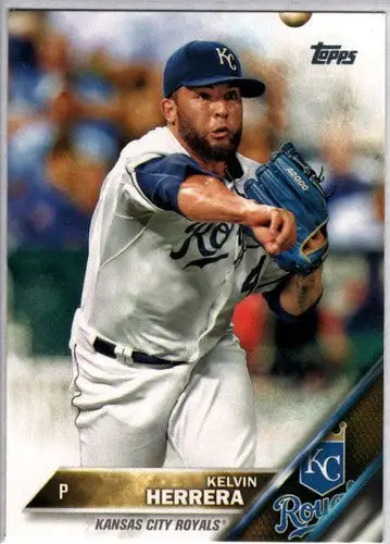 2016 Topps Kelvin Herrera baseball card with original gloss Royals ID 3027