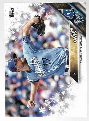 2016 Topps Holiday HMW18 Wade Davis Royals baseball card with original gloss