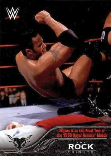 2016 Topps WWE Road to Wrestlemania The Rock Tribute #2 Makes it to the ID:6284 - Wrestling Card Single