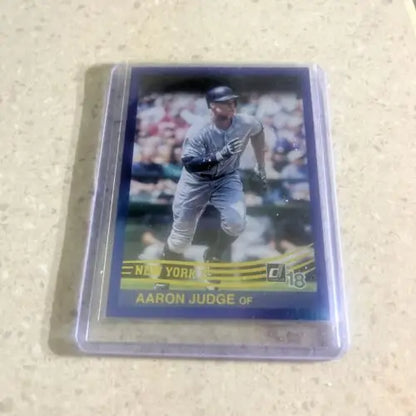 Aaron Judge 2018 Panini Donruss Retro 1984 Holo Blue #253 baseball card display