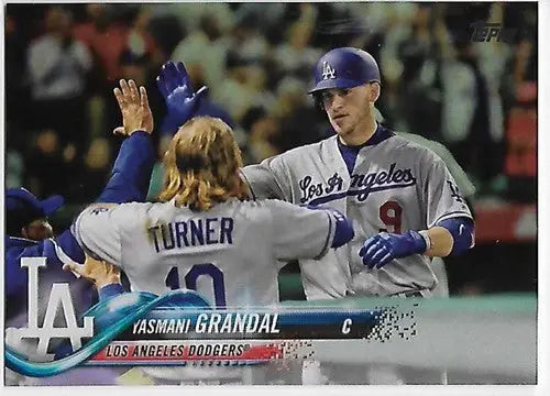 2018 Topps Rainbow Foil #320 Yasmani Grandal NM-MT Dodgers - Baseball Card Single