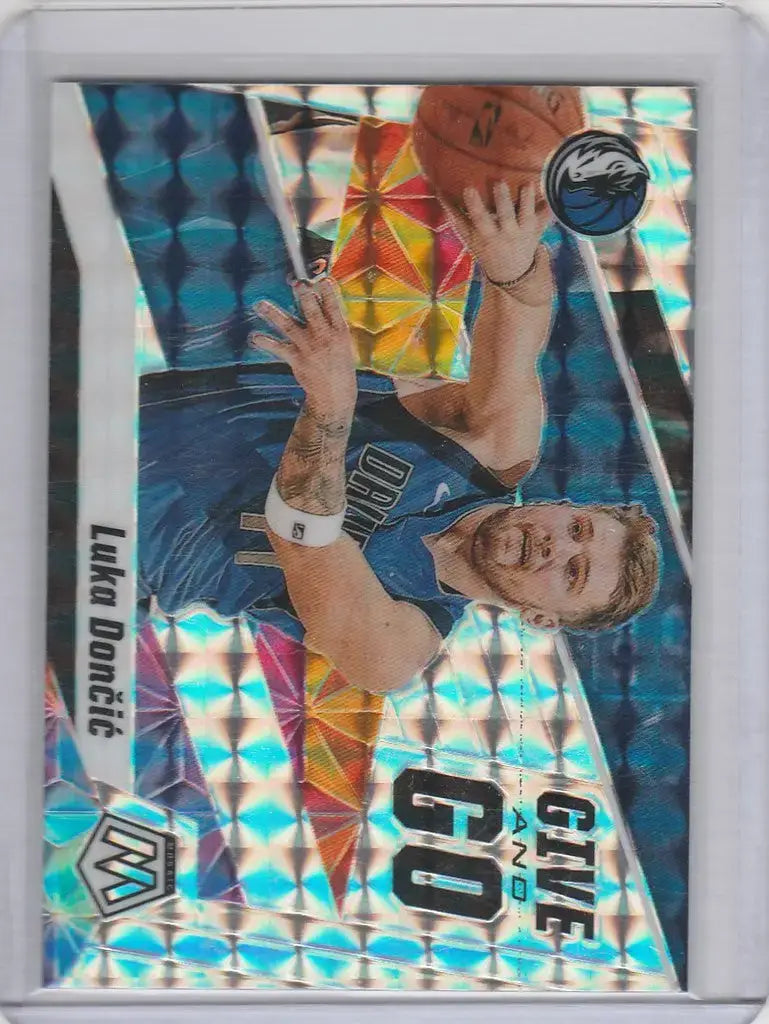 2019-20 Panini Mosaic Prizm 10 Luka Doncic Dallas Mavericks Give and Go
