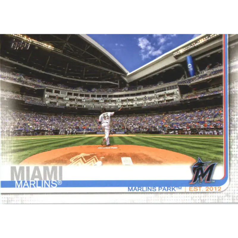 2019 Topps #555 Marlins Park NM-MT Miami Marlins Baseball Card - Baseball Card Single