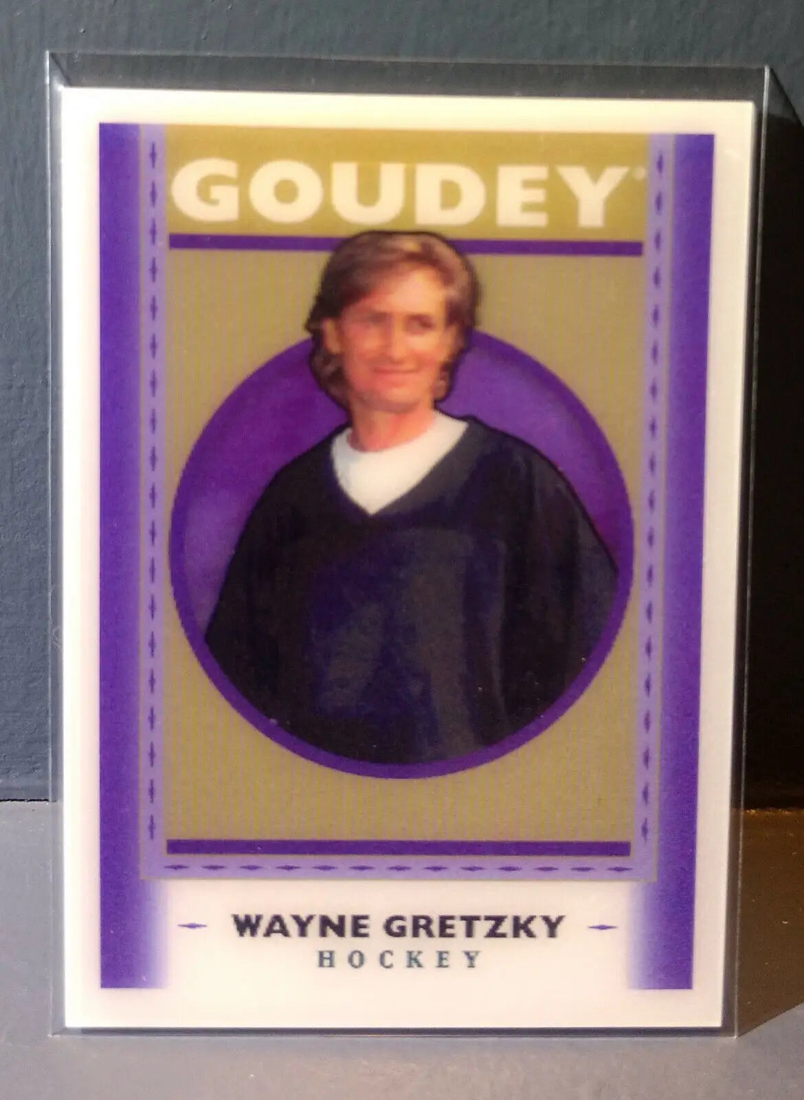 2019 Upper Deck Goodwin Champions Goudey #GL8 Wayne Gretzky Hologram Hockey Card - Hockey Card Single