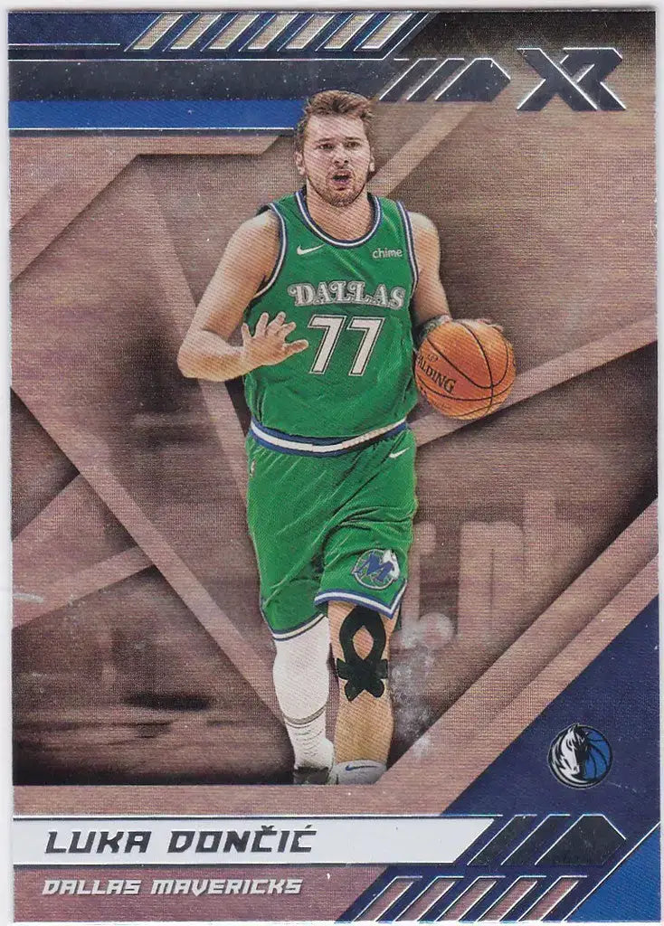 2020-21 Chronicles XR #300 Luka Doncic Dallas Mavericks