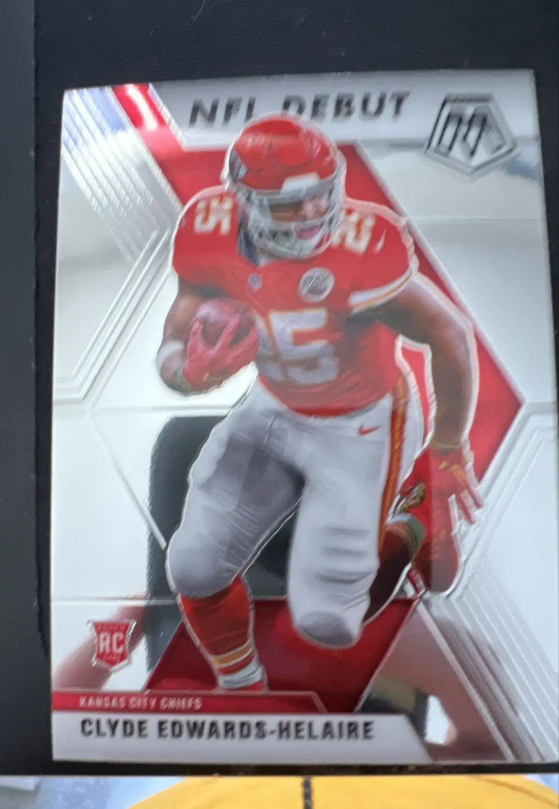 2020 Panini Mosaic - NFL Debut Clyde Edwards-Helaire #266 (RC)