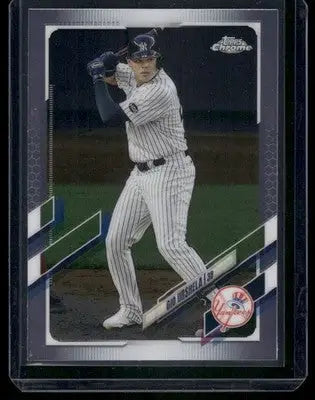 2020 Topps Chrome Gio Urshela #220 Baseball - Baseball Card Single