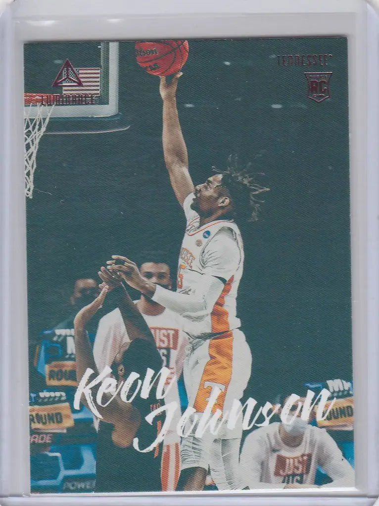 Basketball trading card of Keon Johnson Tennessee dunking, Chronicles Draft Picks Luminance Pink