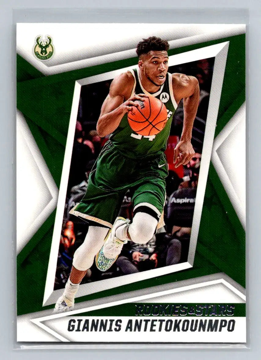 2021-22 Panini Chronicles #123 Giannis Antetokounmpo Milwaukee Bucks - Basketball Card Single