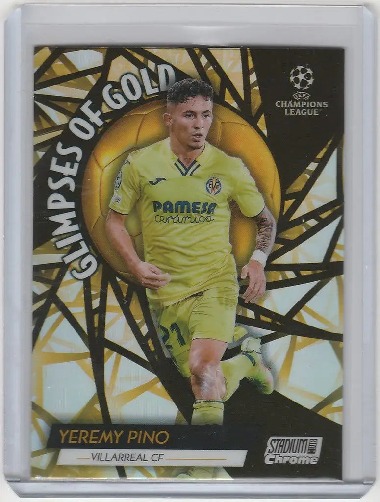 Soccer trading card of Yeremy Pino in yellow Villarreal CF uniform Topps Stadium Club Chrome