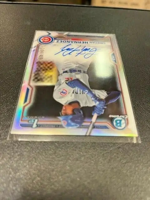 Signed 2021 Bowman Chrome Cristian Hernandez Refractor Auto Baseball Card #CPA-CH