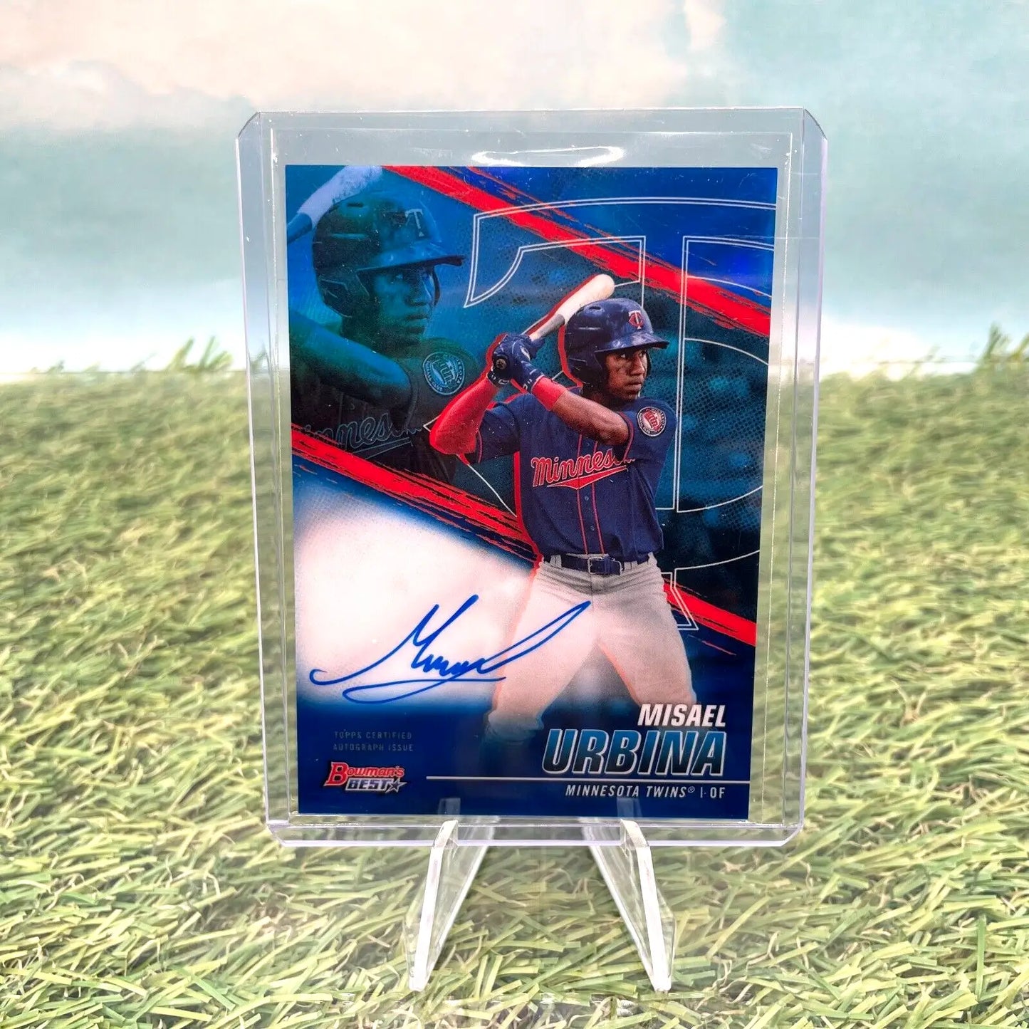 Autographed Misael Urbina Blue Refractor baseball card from 2021 Bowman’s Best