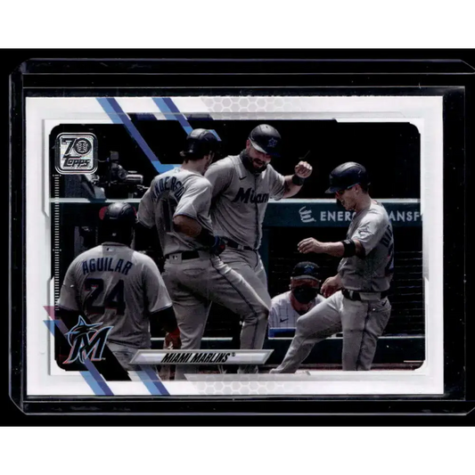 2021 Topps #172 Miami Marlins NM-MT - Baseball Card Single