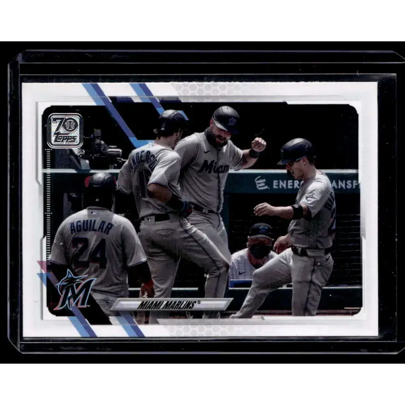 2021 Topps #172 Miami Marlins NM-MT - Baseball Card Single