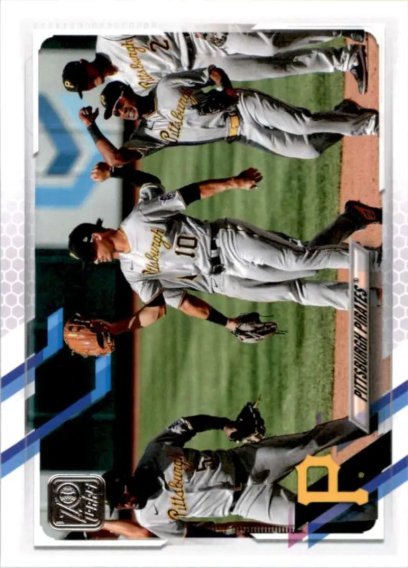 2021 Topps #251 Pittsburgh Pirates NM-MT Baseball Card - Baseball Card Single