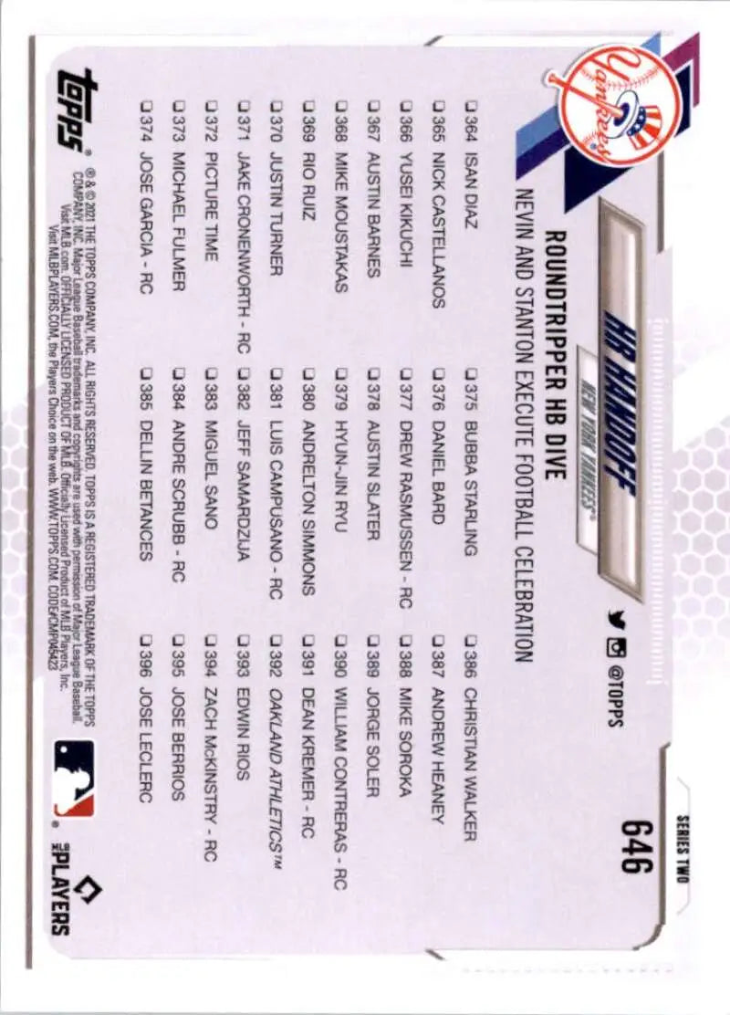 2021 Topps #646 HR Handoff NM-MT New York Yankees Baseball Card - Baseball Card Single
