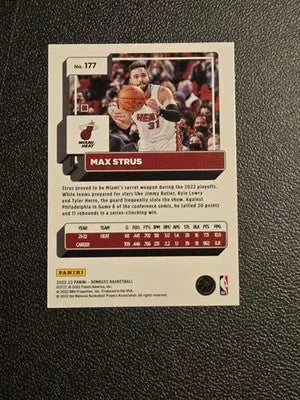 2022-23 Donruss #177 Max Strus Holo Laser Green - Basketball Card Single