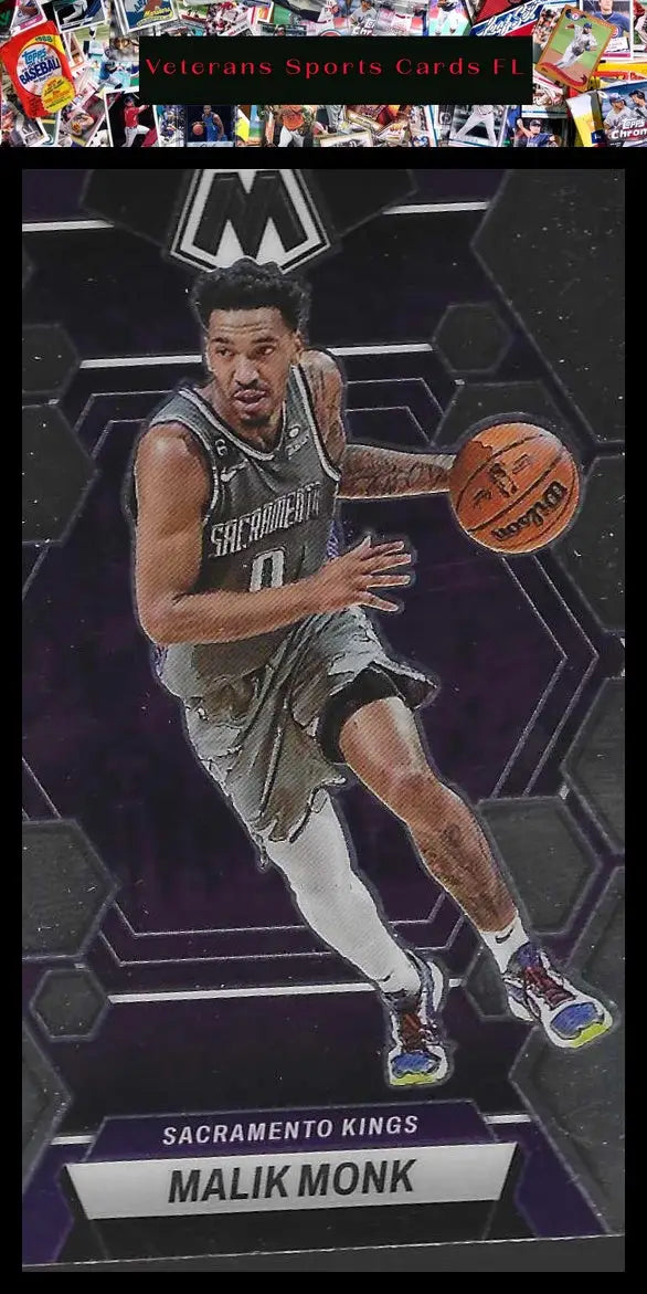 2022-23 Panini Mosaic #13 Kyrie Irving - Basketball Card Single