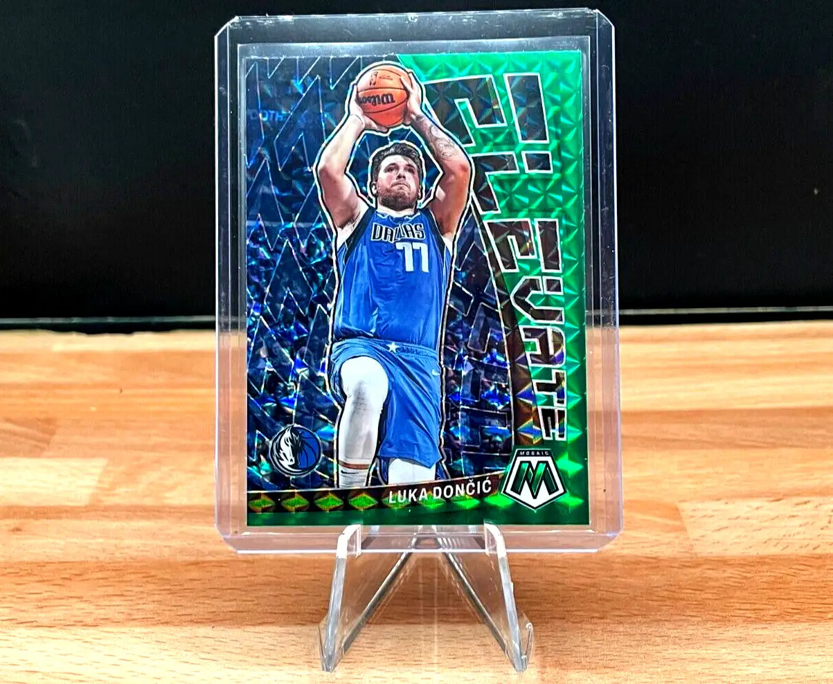 2022-23 Panini Mosaic Luka Doncic #19 Elevate Dallas Mavericks - Basketball Card Single