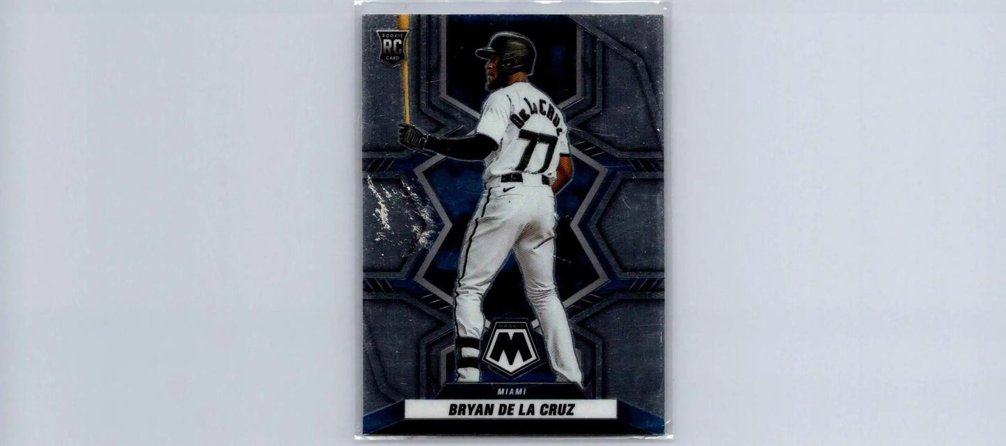 Bryan De La Cruz trading card from the 2022 Panini Mosaic baseball cards collection