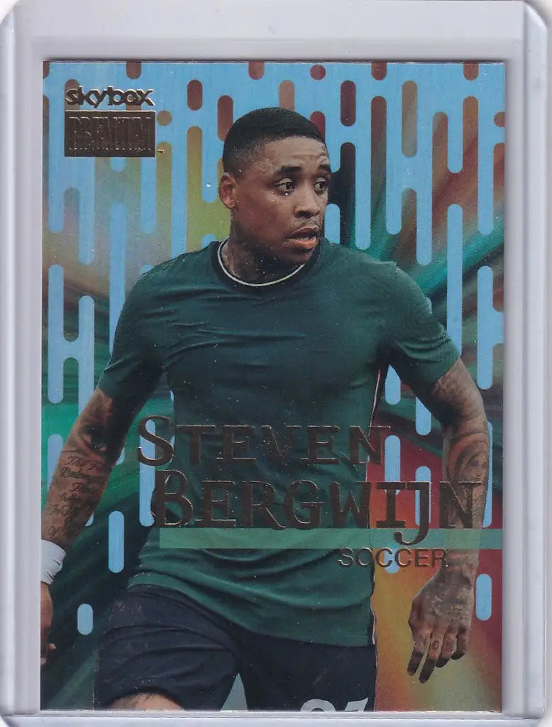 Soccer trading card of Steven Bergwijn in dark green jersey, Skybox Metal Universe Champions