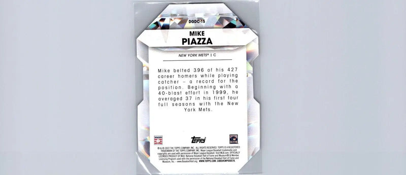 Mike Piazza baseball card from the 2022 Topps Diamond Greats collection