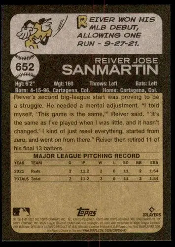 Baseball card back from 2022 Topps Heritage High Number Reiver Sanmartin rookie