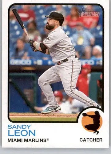 Original gloss 2022 Topps Heritage High Number Sandy Leon baseball card NM-MT